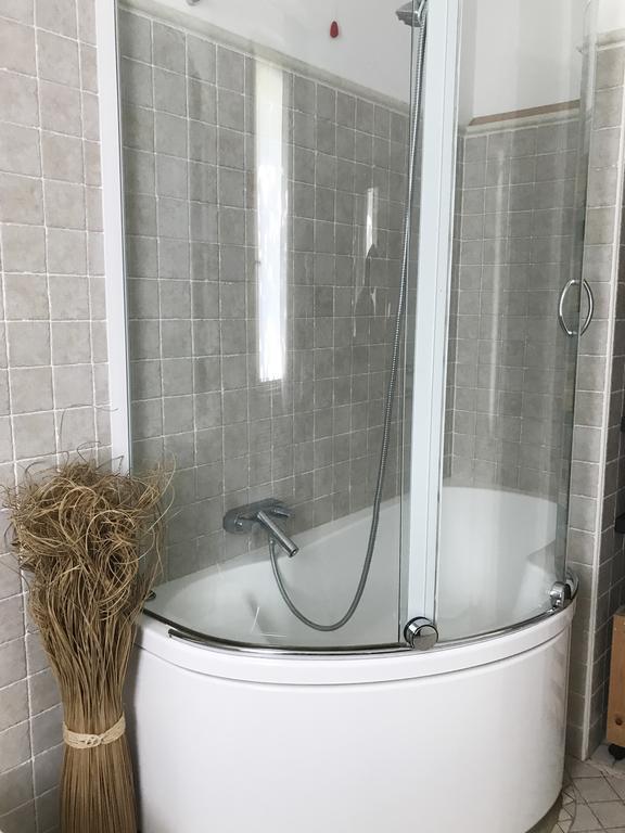 Residence Fairy Tale Bellano Bagian luar foto