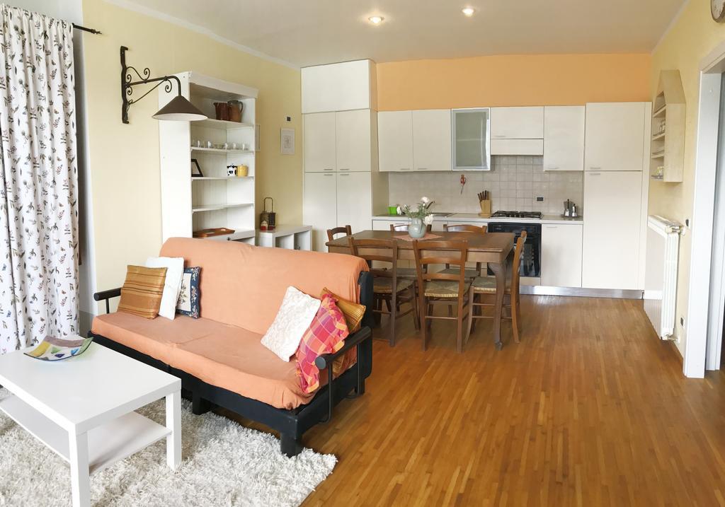 Residence Fairy Tale Bellano Bagian luar foto