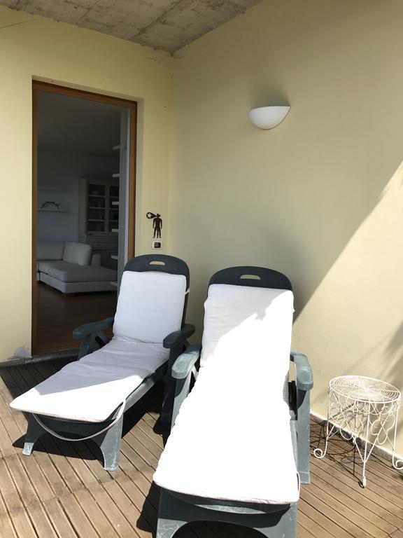 Residence Fairy Tale Bellano Bagian luar foto